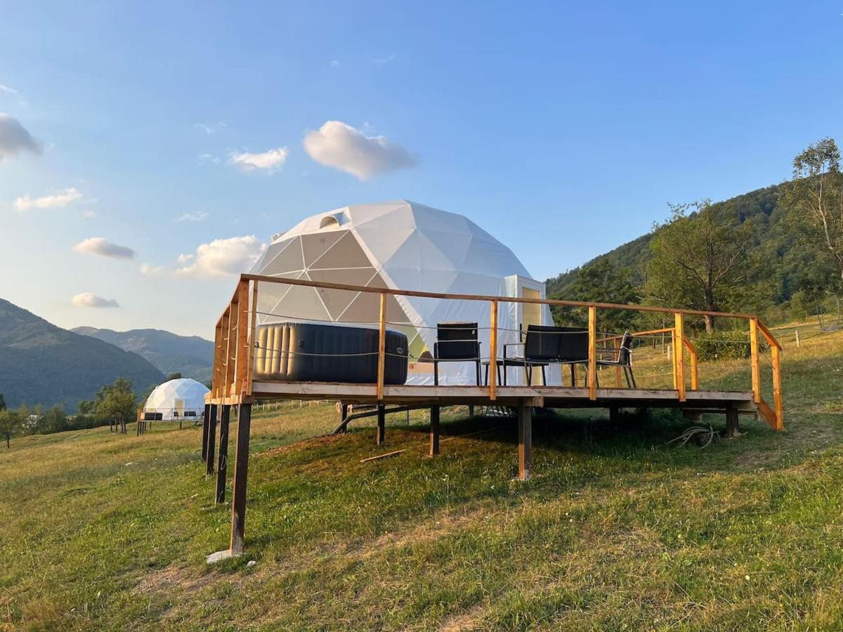 Tranquil Dome - Manta'S Retreat Glamping Cornereva Exterior foto