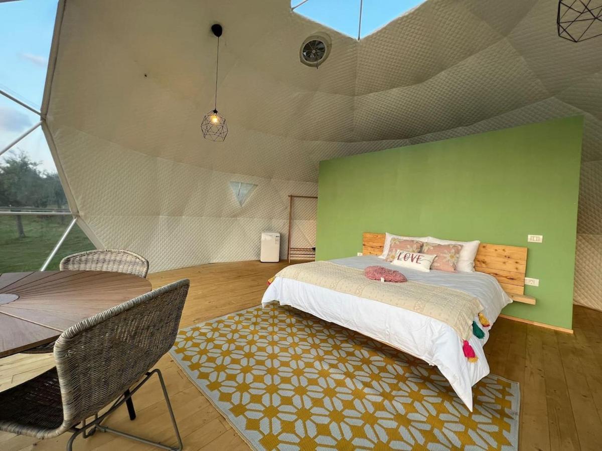 Tranquil Dome - Manta'S Retreat Glamping Cornereva Exterior foto