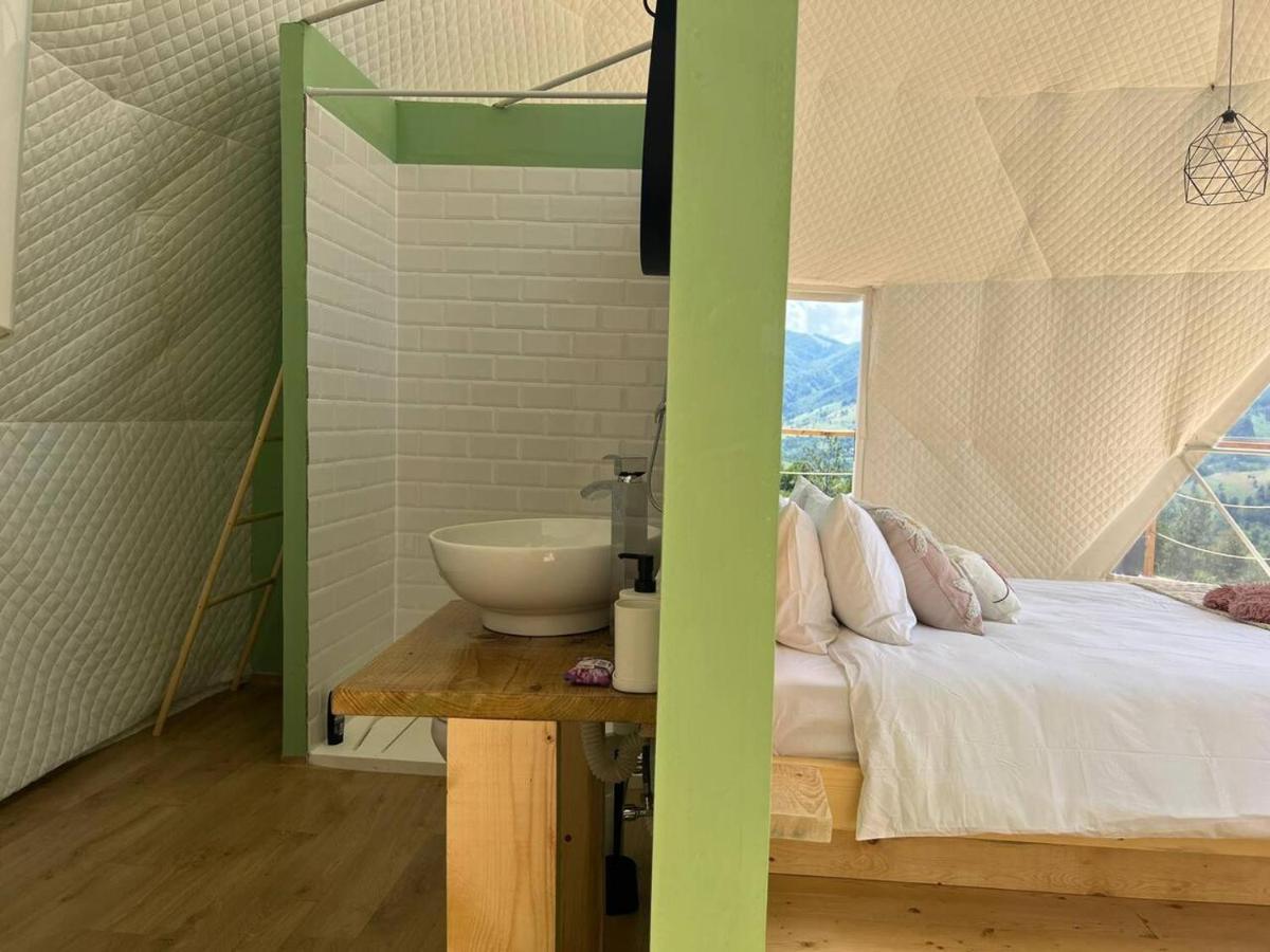 Tranquil Dome - Manta'S Retreat Glamping Cornereva Exterior foto