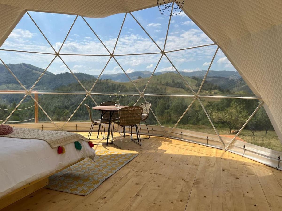 Tranquil Dome - Manta'S Retreat Glamping Cornereva Exterior foto