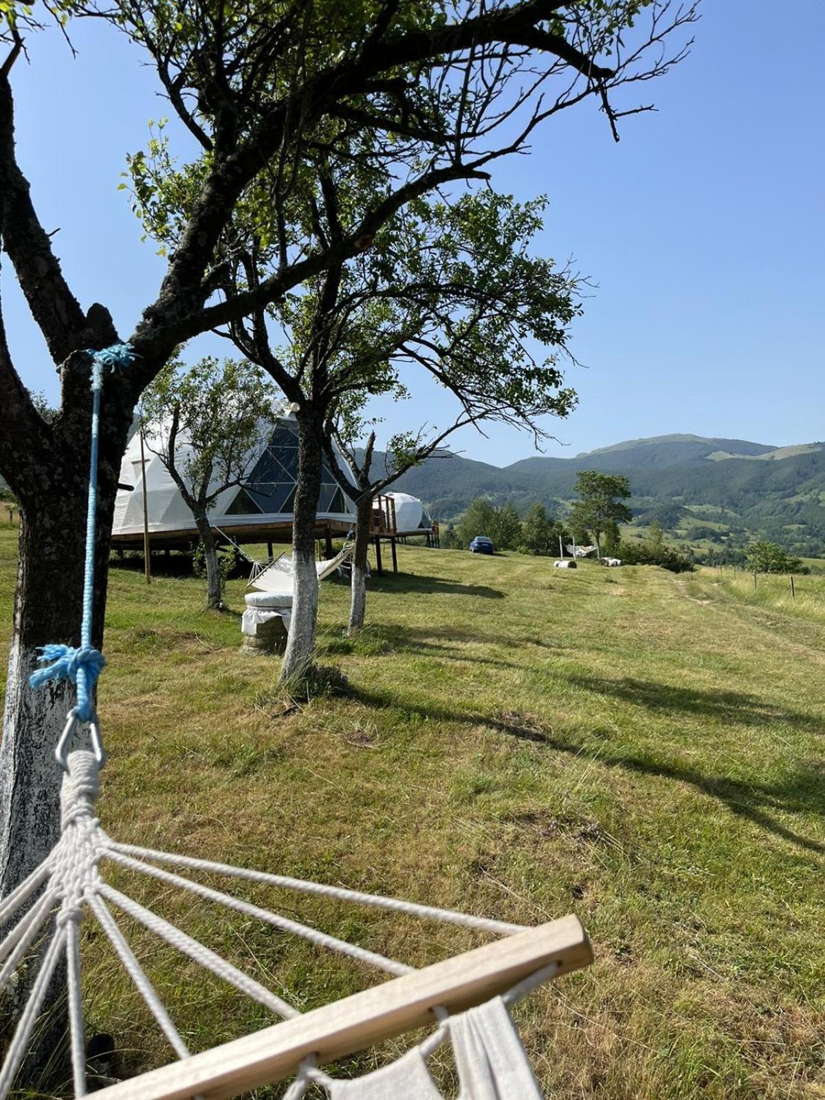Tranquil Dome - Manta'S Retreat Glamping Cornereva Exterior foto